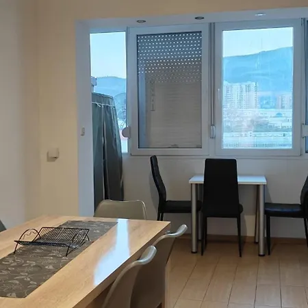 Calla 5 - Main Square, In The Shopping Center - Parking Slot With Security And Video * Üsküp